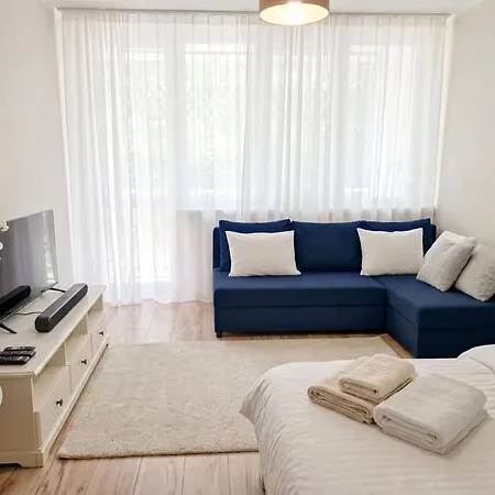 Granatowy Chill Apartment Lodz